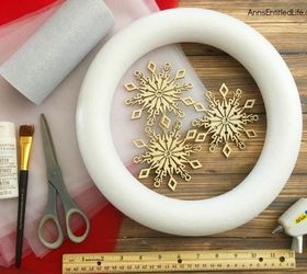 make a christmas tulle wreath