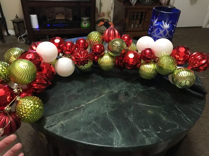 christmas ornament wreath