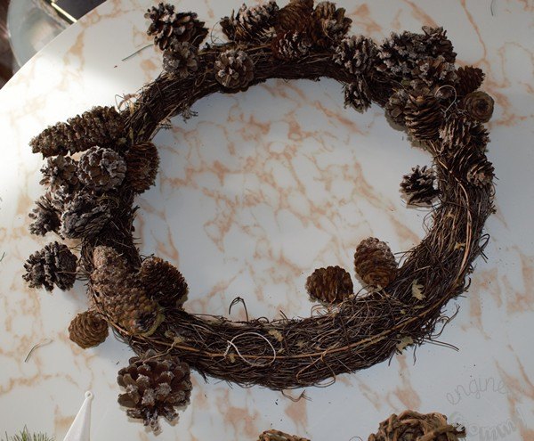 diy rustic christmas grapevine wreath