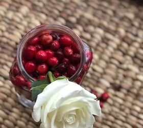 cranberry christmas flowers