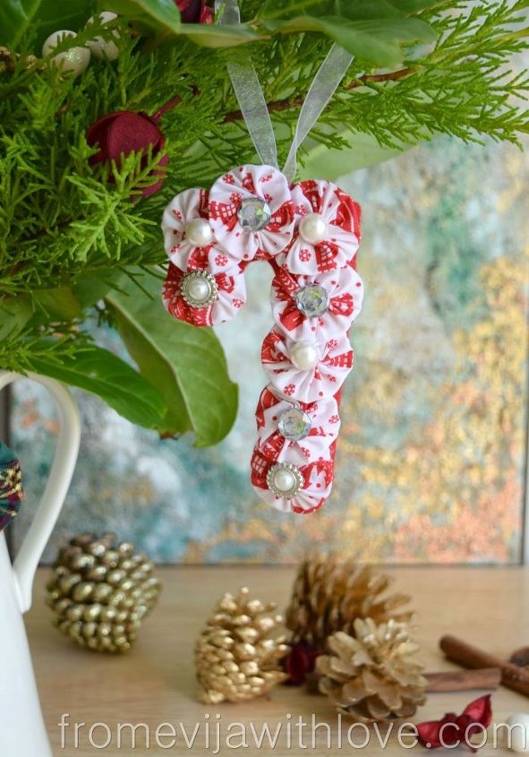 crie lindas decoraes de natal com os suffolk puffs yo yos