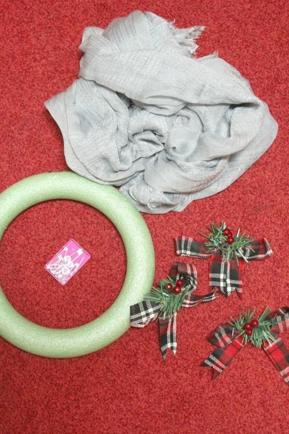 scarf christmas wreath tutorial