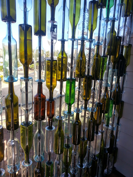 31 ways to get privacy inside and outside your home, Turn empty wine bottles into a wall