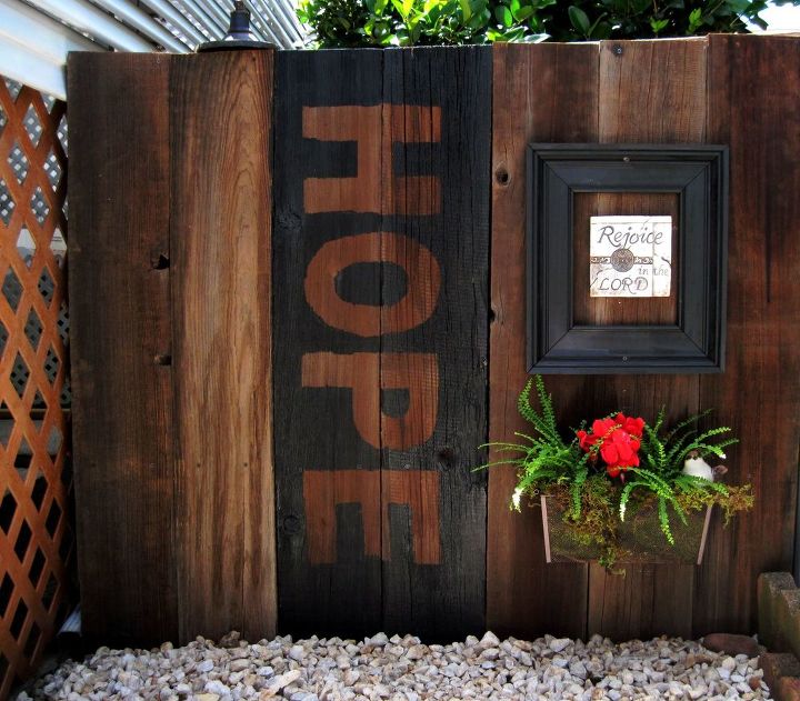 31 ways to get privacy inside and outside your home, Stain and paint some plank boards