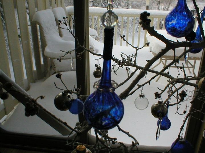 adornos navideos de vidrio soplado para un invierno en minnesota, Los globos de agua soplados a mano son muy bonitos