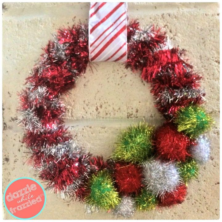 s 25 christmas wreath ideas you don t want to miss this year, Retro Tinsel Garland Wreath