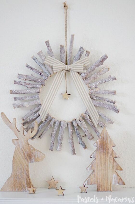 s 25 christmas wreath ideas you don t want to miss this year, Unique Rustic Wood Wreath