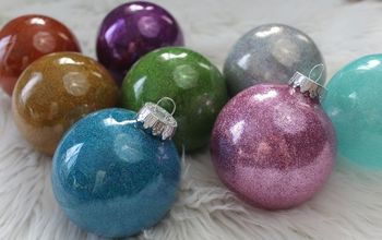 Make DIY Glitter Ornaments With Pledge Floor Finish!