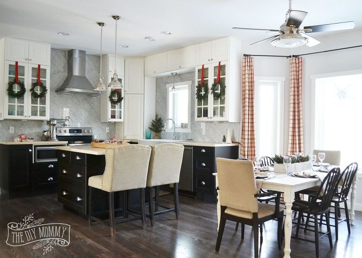 s 12 christmas home tours you re so going to fall for, A Canadian Prairie Christmas