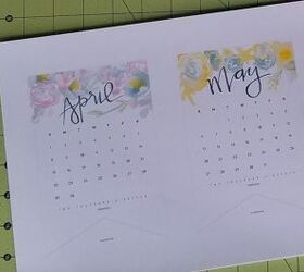 watercolor printable 2018 calendar with wooden desk stand