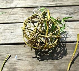 weaving a simple willow ball