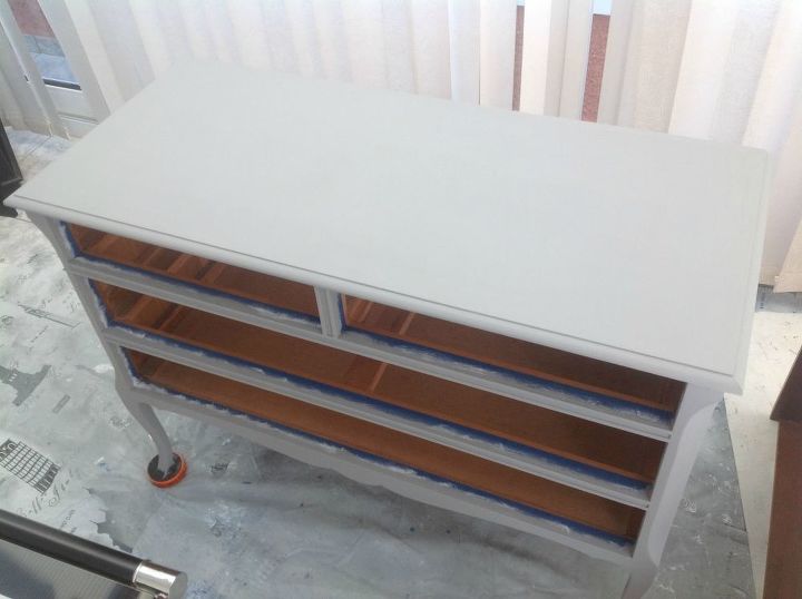 how to use silver wax on painted furniture, 2 coats of primer applied