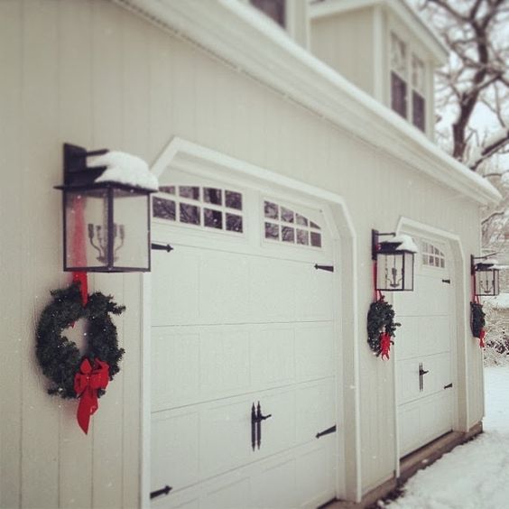 christmas garage door decorations videos tips and ideas