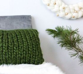 chunky knit pillow