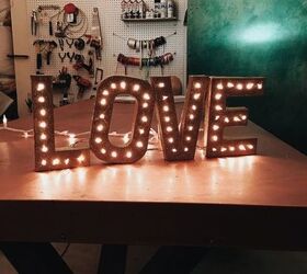 15 unexpected ways use christmas lights in your home, Create a marquee sign