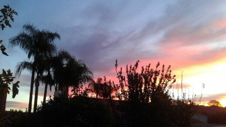 e merry christmas from castaic