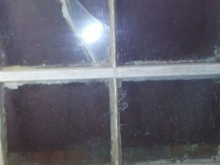 q ideas for old window frame