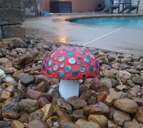 How to Use Dollar Store Bowls to Make Mushroom Solar Lights