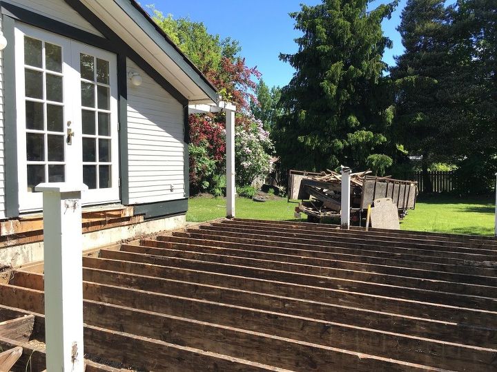 cedar deck remodel with new planter box benches, Demolition