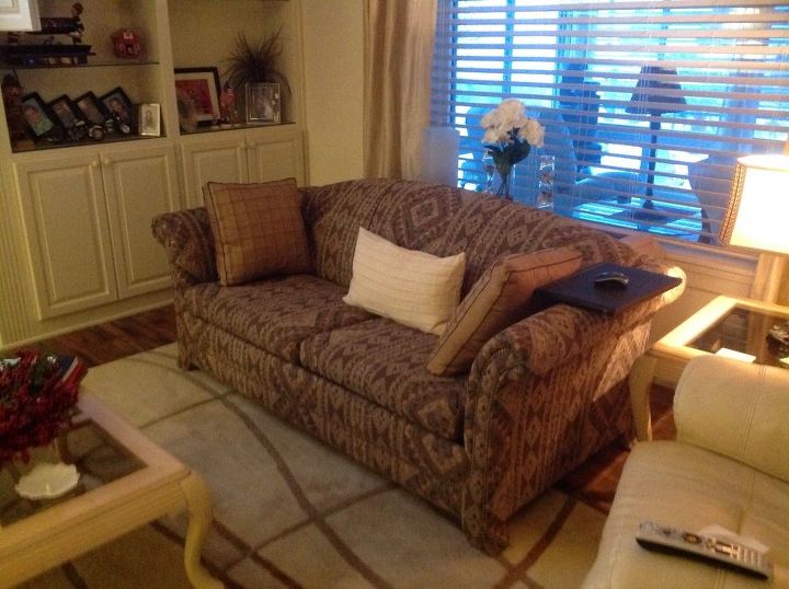 q painting my two herculon upholstery material sofas