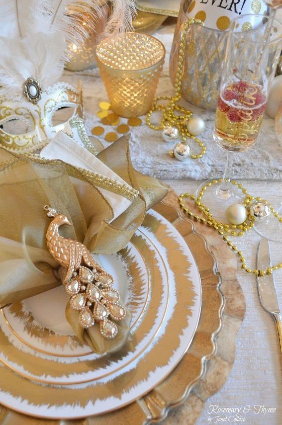 mesa de ano novo dourada e glamourosa