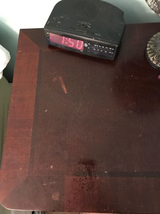 q what can i do with these endtables to match walls
