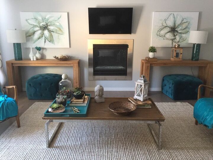 q help for arrangement on coffee table