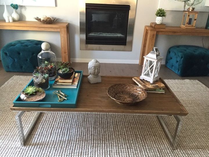 q help for arrangement on coffee table