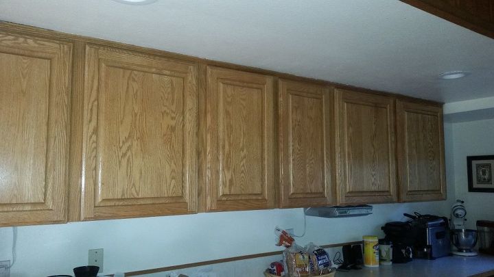 q how to paint kitchen cabinets