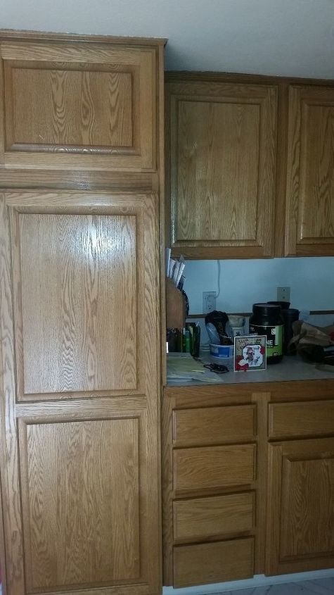q how to paint kitchen cabinets