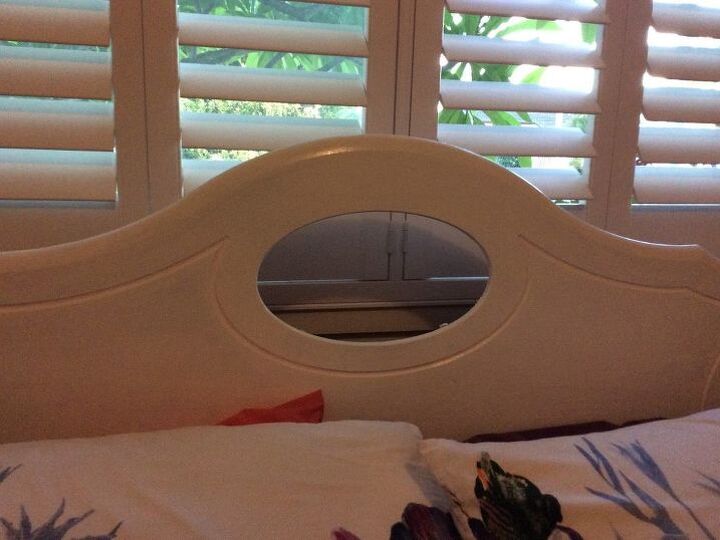 q what to do with empty hole in my bed head