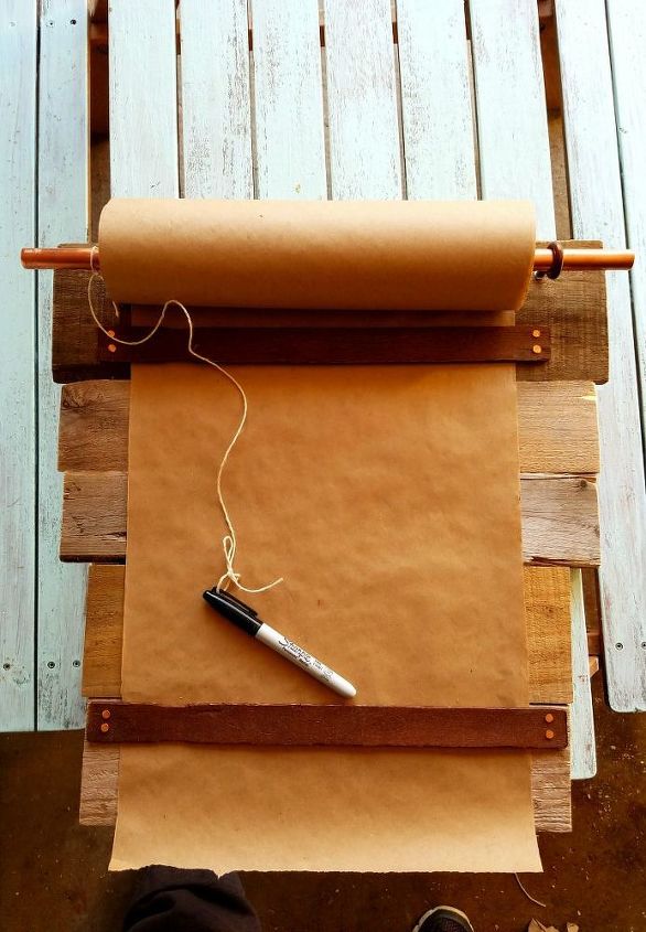 s cut up some pallets for these 20 amazing ideas, Pallet Wood Memo Board