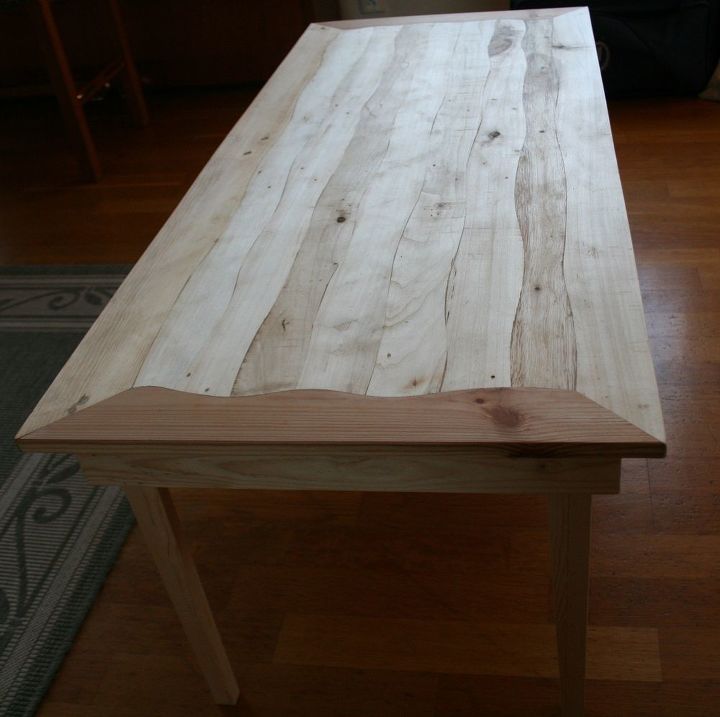 pallet wood coffee table with wavy edged planks, Legs four of them to be exact