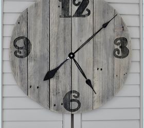 s cut up some pallets for these 20 amazing ideas, Easy DIY Pallet Clock