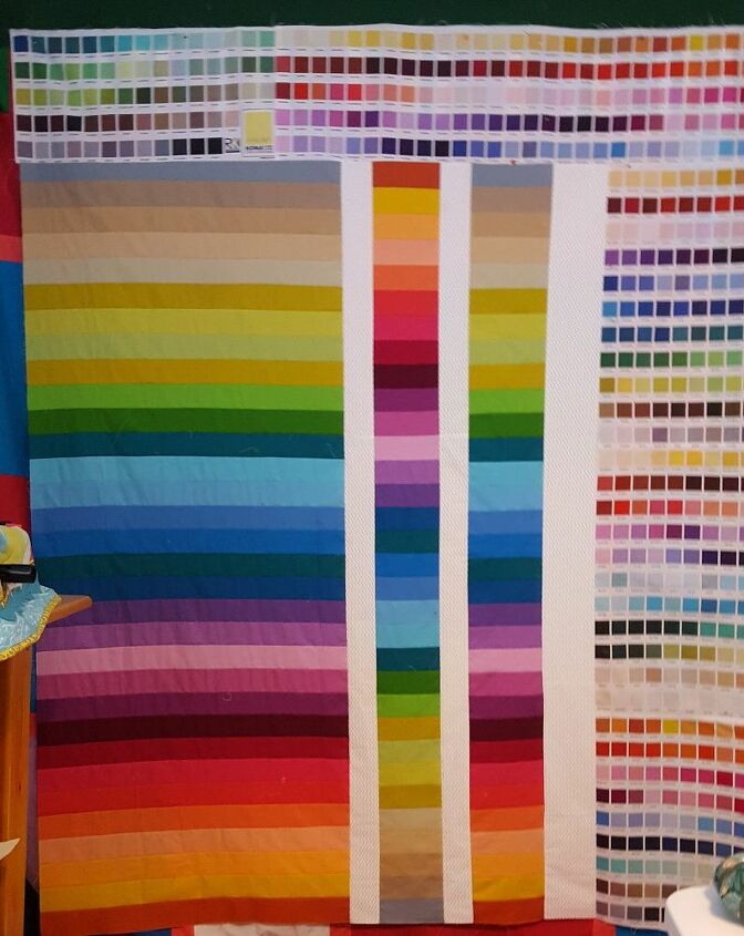 q clever and easy way to display quilts
