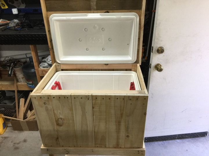Pallet Wood Ice Chest Enclosure Hometalk Pallet Wood Ice Chest Enclosure Hometalk