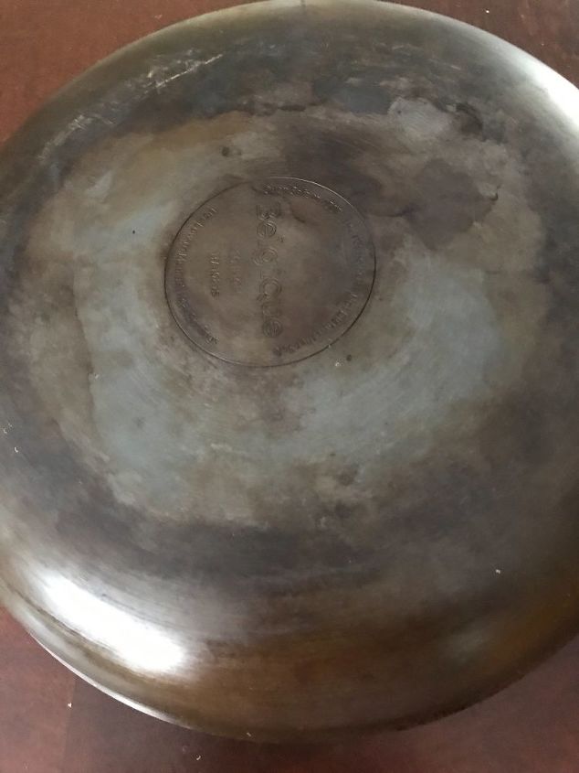 q how do you clean the exterior of beligique andonized pots
