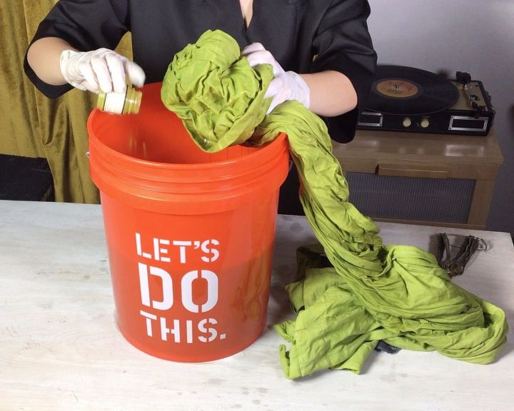 s 3 great ideas to easily upgrade your window, Step 6 Add more dye for an ombre effect