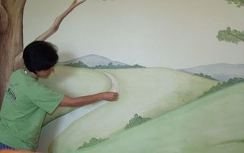 Painting a Mural With Just a Sponge