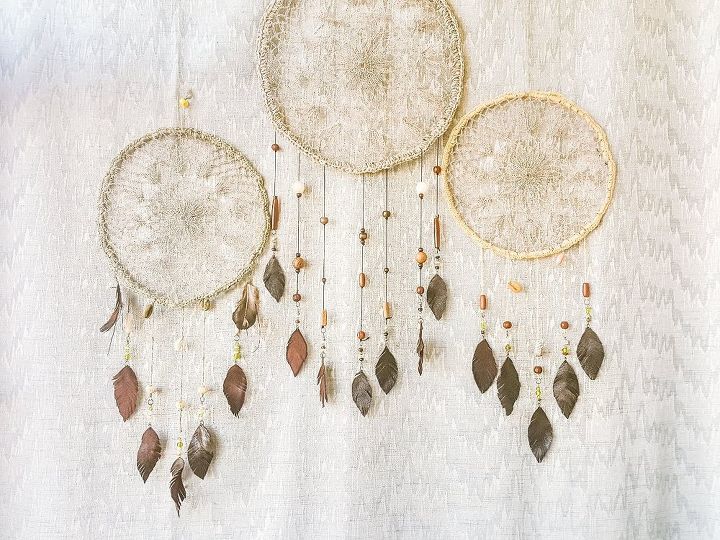21 totally terrific things you can do with doilies, Dangle Them As Dream Catchers