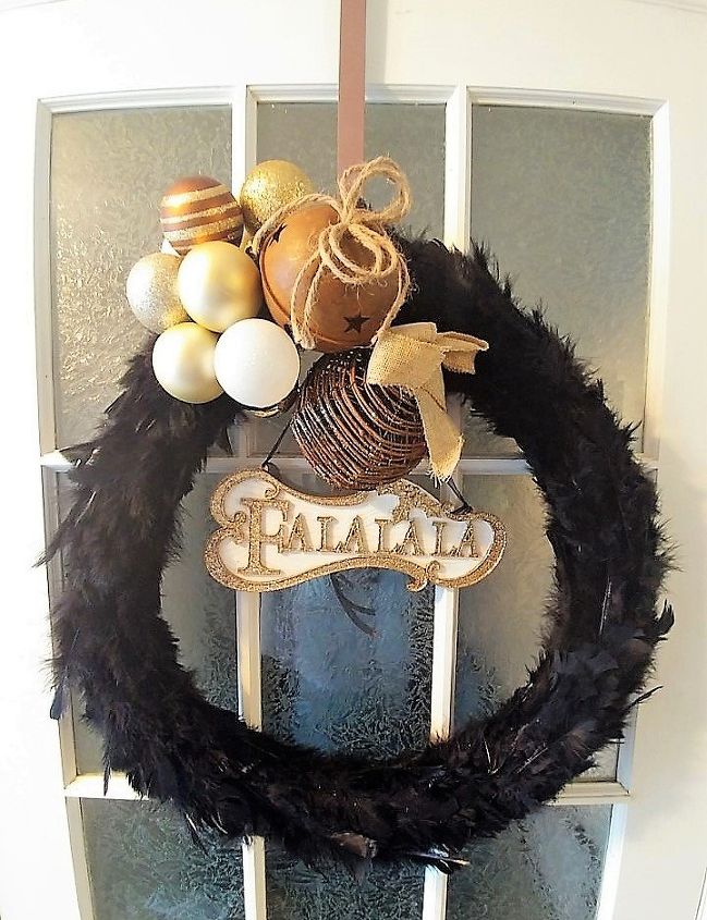 s 25 fabulous feather projects that you don t want to miss, Feathered Mood Xmas Wreath