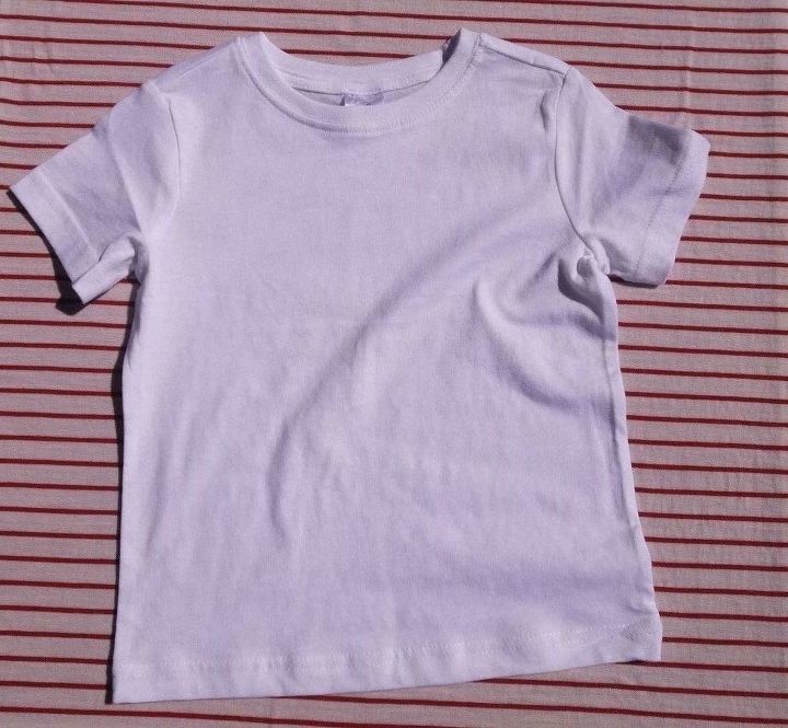 easy custom t shirt using iron on htv, One blank t shirt