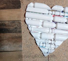 spindle and pallet wood heart