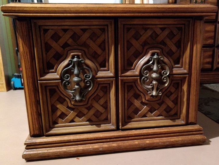dog kennel made from an old end table