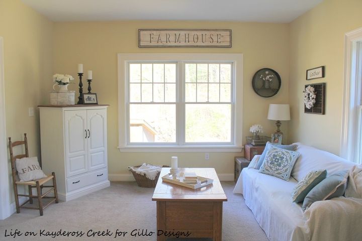 how to make a rustic farmhouse sign using stencils