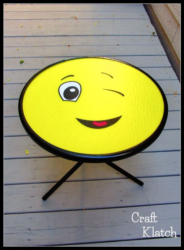 outdoor table makeover emoji table