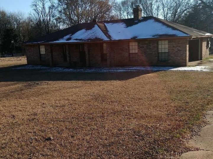 q i want to get rid of the 80s look any suggestions on color for bricks