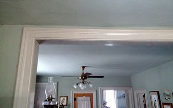 How do I combine crown molding with woodwork ?