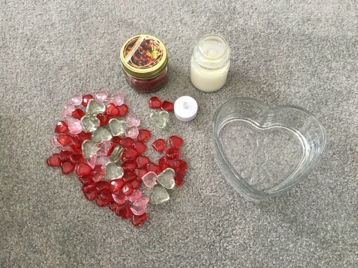 easy and inexpensive valentine candle holder