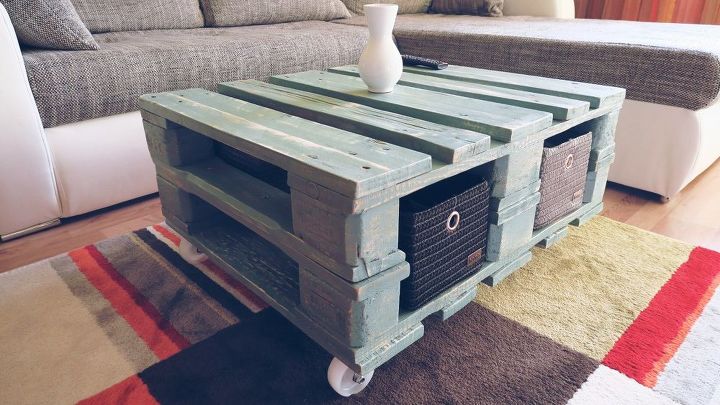 15 home decor projects to instantly transform your living room, Build A Vintage Pallet Coffee Table